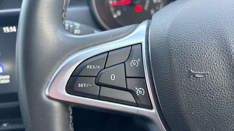 Dacia Duster 1.0 TCe 100 Comfort 5dr Bi Fuel Estate